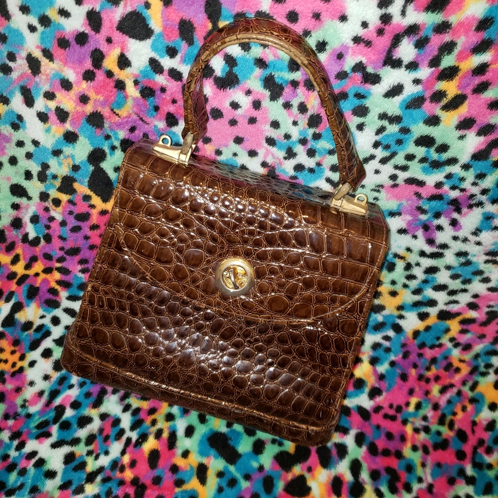 Small Brown Faux Snake Skin Purse